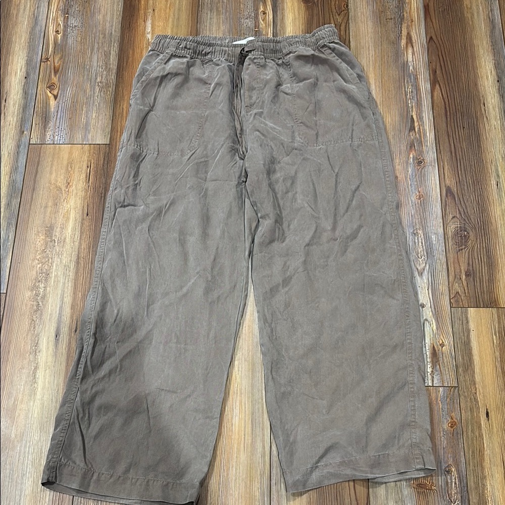 Boutique wide leg pants
